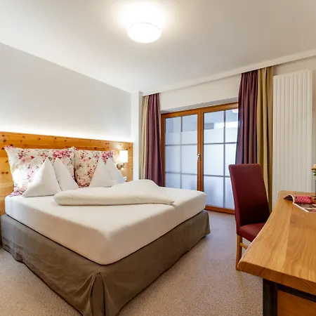 Hotel Stadt Wien 4*
